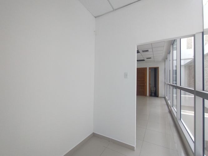 Oficina en arriendo en Altos Del Prado, Barranquilla, 145 m² · foto 13 de 19