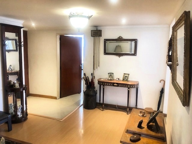 Apartamento en venta en Santa Barbara, Bogotá · foto 3 de 20