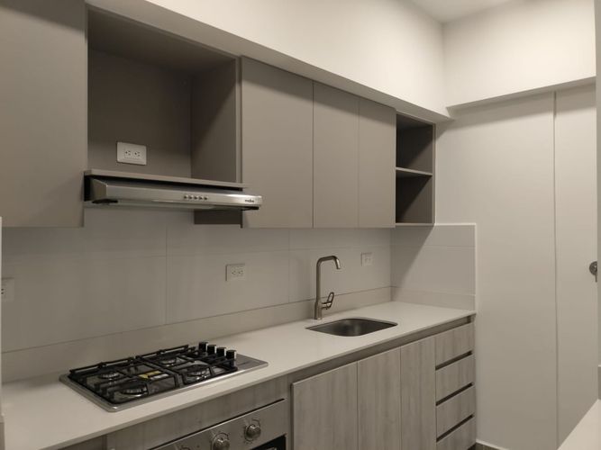 Apartamento de 3 alcobas en arriendo en El Poblado, Medellín, 93 m² · foto 5 de 20