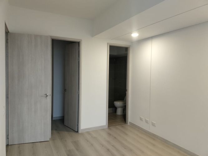 Apartamento de 3 alcobas en arriendo en El Poblado, Medellín, 93 m² · foto 12 de 20