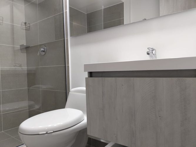 Apartamento de 3 alcobas en arriendo en El Poblado, Medellín, 93 m² · foto 18 de 20