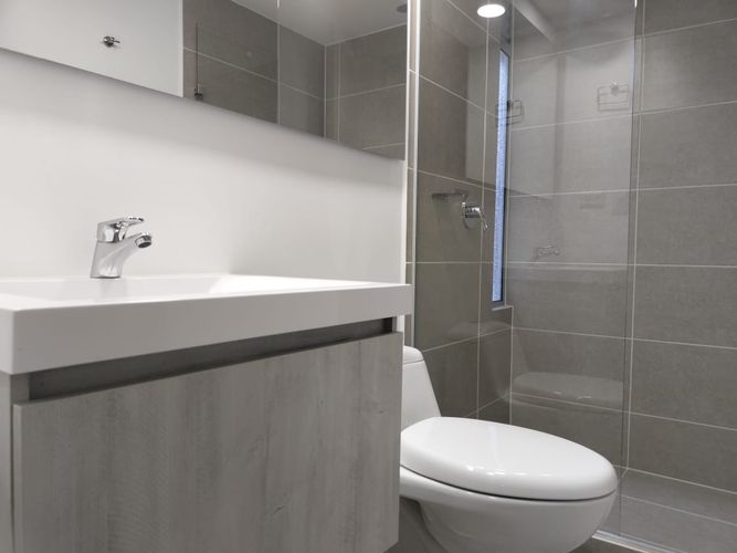 Apartamento de 3 alcobas en arriendo en El Poblado, Medellín, 93 m² · foto 19 de 20