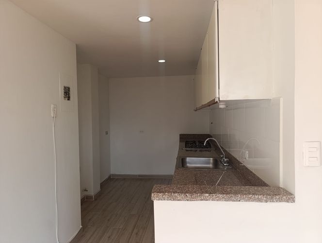 Apartamento de 2 alcobas en arriendo en El Poblado, Medellín, 117 m² · foto 6 de 19