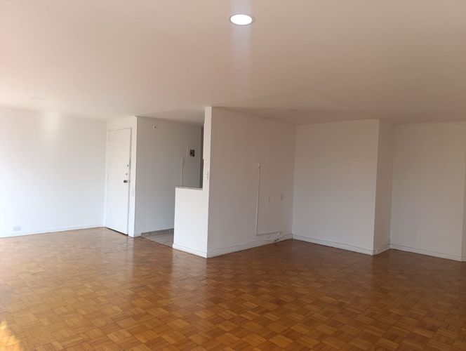 Apartamento de 2 alcobas en arriendo en El Poblado, Medellín, 117 m² · foto 7 de 19