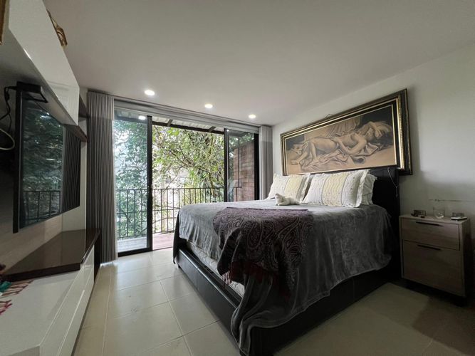 Apartamento de 3 alcobas en venta en El Poblado, Medellín, 215 m² · foto 7 de 20