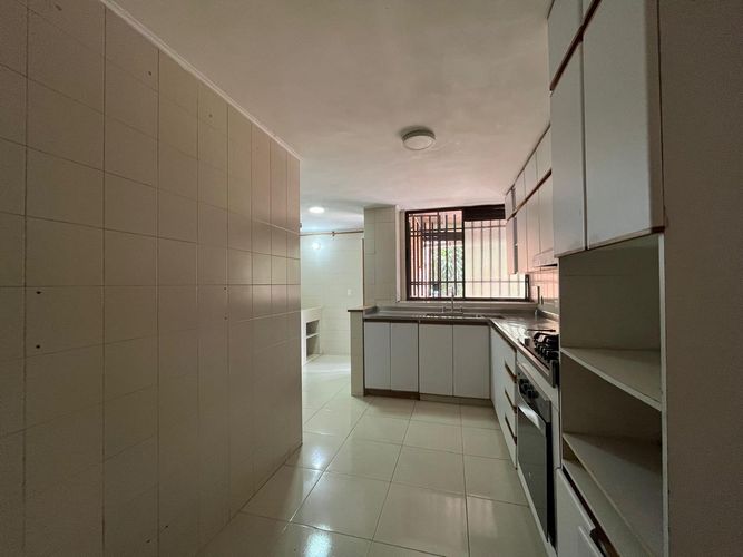 Apartamento de 3 alcobas en venta en El Poblado, Medellín, 170 m² · foto 4 de 18