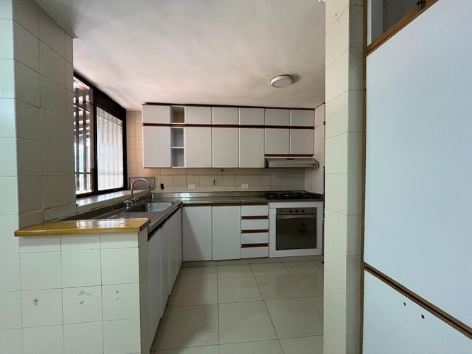 Apartamento de 3 alcobas en venta en El Poblado, Medellín, 170 m² · foto 5 de 18
