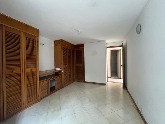 Apartamento de 3 alcobas en venta en El Poblado, Medellín, 170 m² · foto 12 de 18