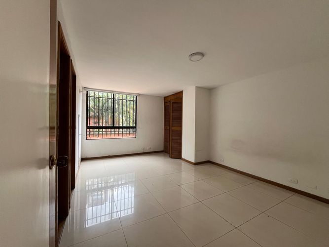 Apartamento de 3 alcobas en venta en El Poblado, Medellín, 170 m² · foto 14 de 18