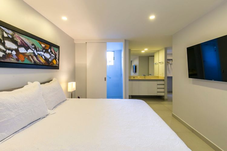 Apartamento de 2 alcobas en venta en El Poblado, Medellín, 80 m² · foto 10 de 14