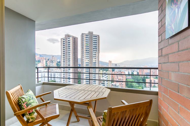 Apartamento de 2 alcobas en venta en El Poblado, Medellín, 80 m² · foto 14 de 14