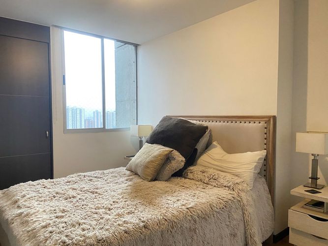 Apartamento de 3 alcobas en venta en Entreamigos, Sabaneta, 71 m² · foto 11 de 18