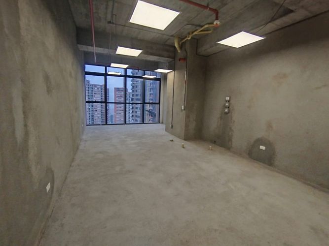 Oficina en arriendo en El Poblado, Medellín, 70 m² · foto 8 de 15