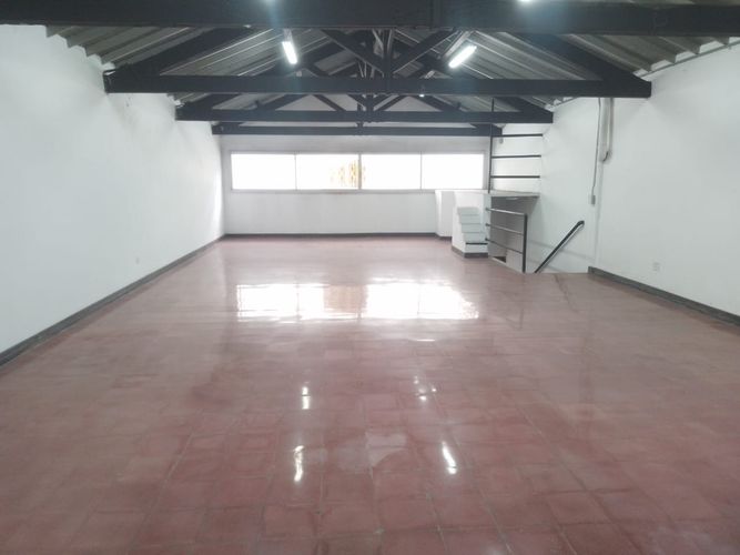 Local en arriendo en Perpetuo Socorro, Medellín, 145 m² · foto 8 de 11