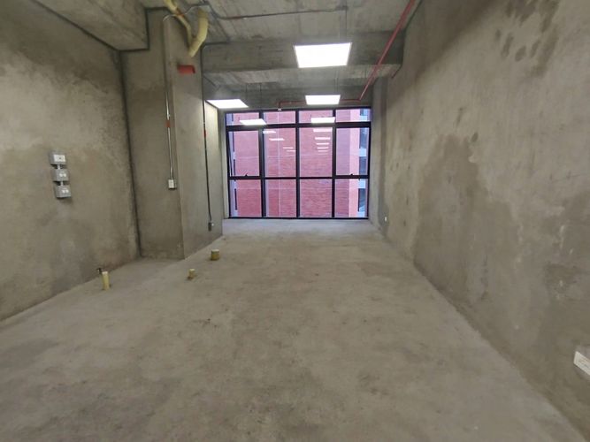 Oficina en arriendo en El Poblado, Medellín, 35 m² · foto 11 de 12