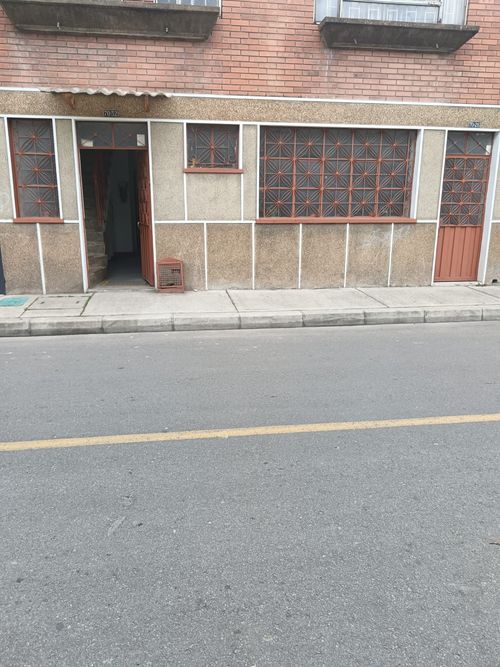 Casa de 3 alcobas en venta en Santa Helenita, Bogotá, 192 m² · foto 6 de 24