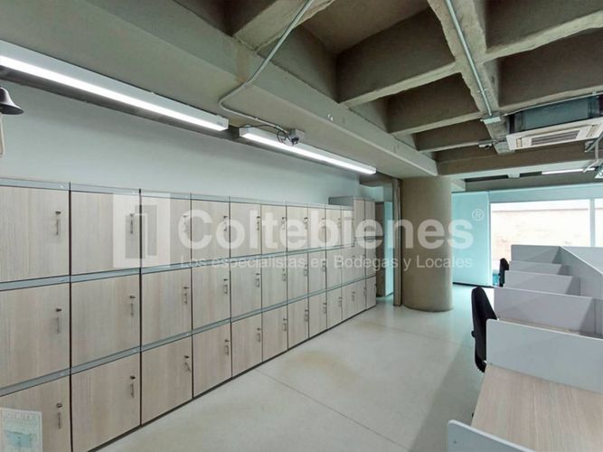 Oficina en arriendo en Villa Paula, Itagüí, 380 m² · foto 4 de 15