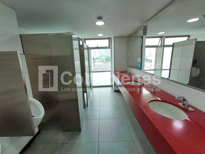 Oficina en arriendo en Villa Paula, Itagüí, 380 m² · foto 10 de 15