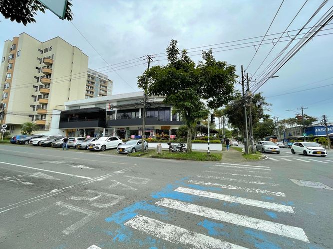 Local en venta en Alamos, Pereira, 1917 m² · foto 2 de 24