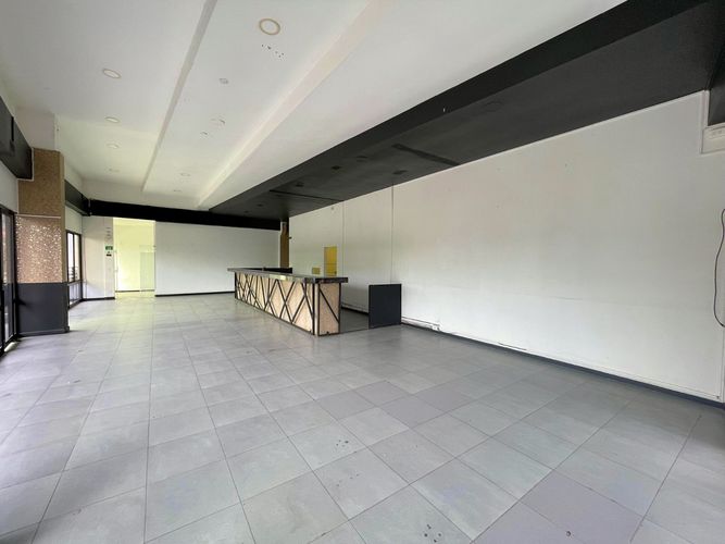 Local en venta en Alamos, Pereira, 1917 m² · foto 8 de 24
