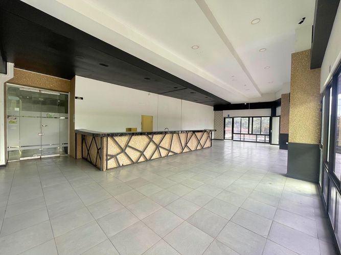 Local en venta en Alamos, Pereira, 1917 m² · foto 10 de 24