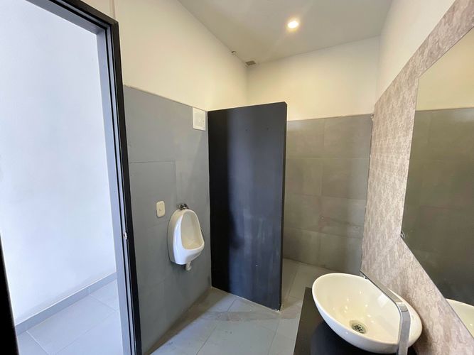 Local en venta en Alamos, Pereira, 1917 m² · foto 16 de 24