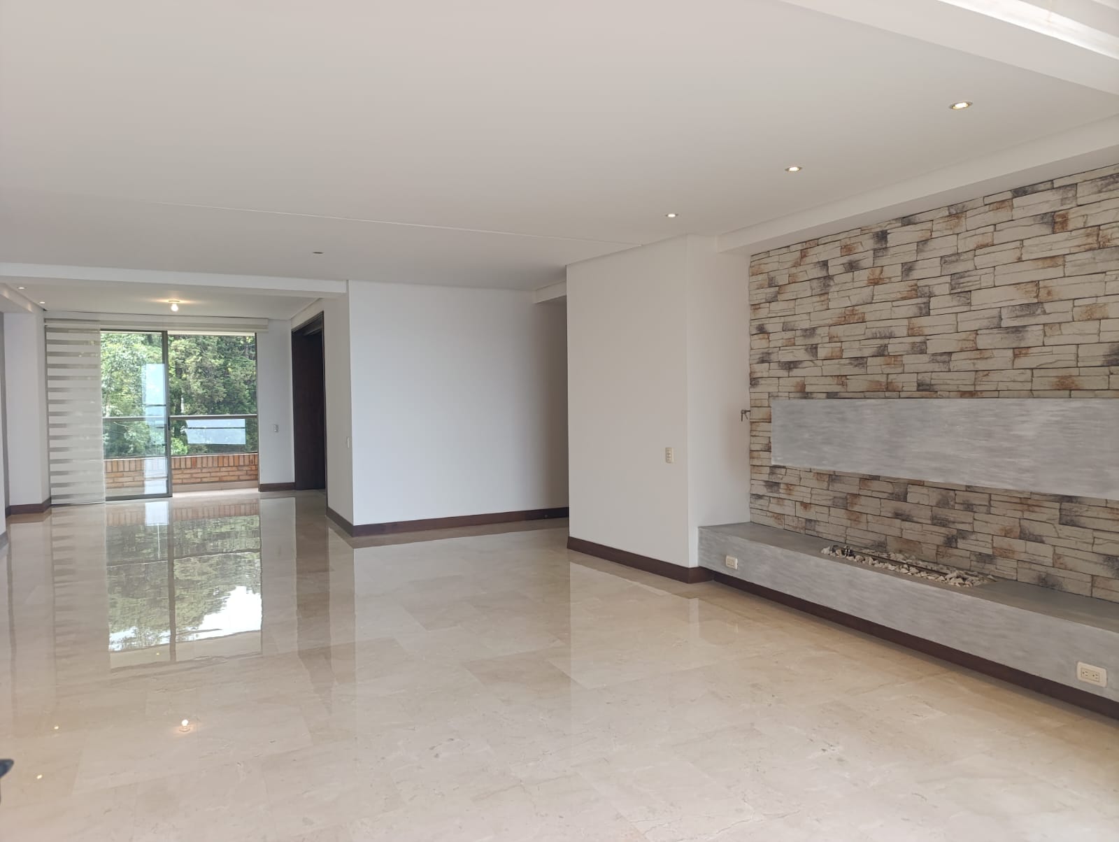Apartamento en arriendo en El Poblado, Medellín · foto 2 de 20