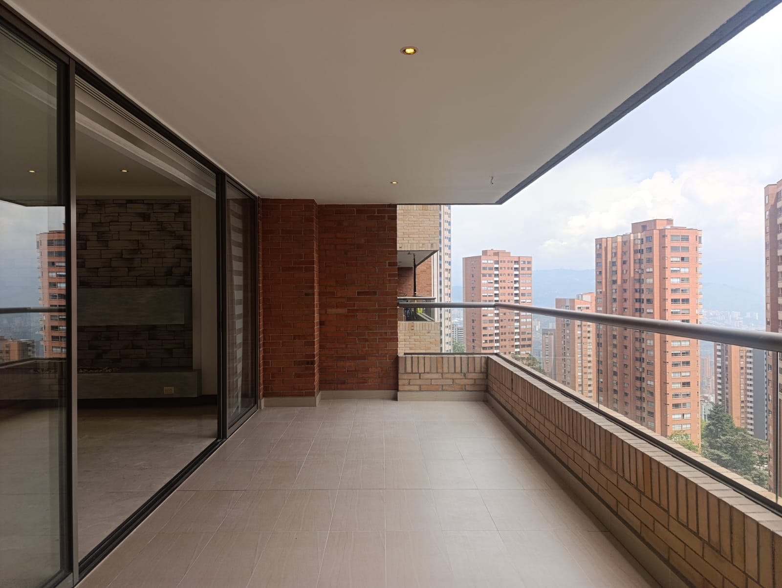 Apartamento en arriendo en El Poblado, Medellín · foto 20 de 20