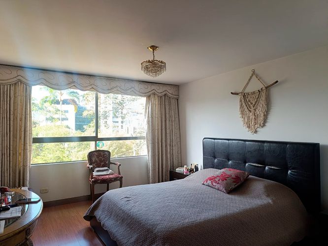 Apartamento de 3 alcobas en arriendo en El Tesoro, Medellín, 170 m² · foto 13 de 18
