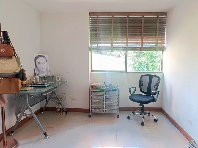 Apartamento de 3 alcobas en arriendo en El Tesoro, Medellín, 170 m² · foto 14 de 18