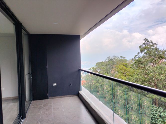 Apartamento de 2 alcobas en arriendo en El Poblado, Medellín, 107 m² · foto 15 de 16