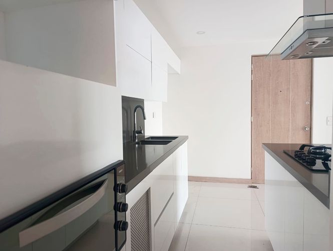 Apartamento de 1 alcoba en arriendo en El Poblado, Medellín, 79 m² · foto 8 de 18