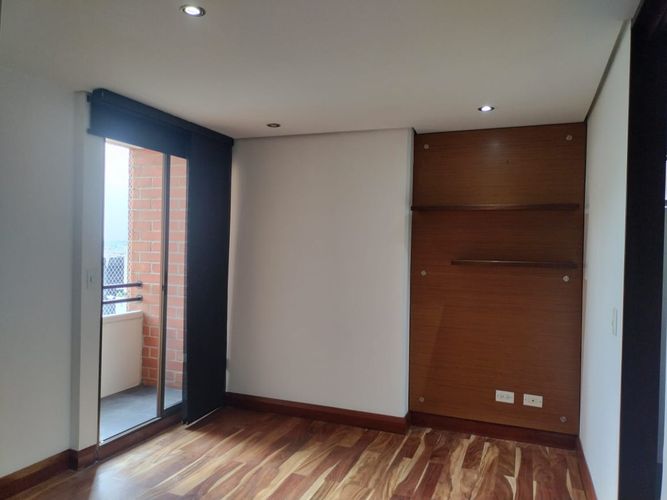 Apartamento de 2 alcobas en arriendo en Otraparte, Envigado, 88 m² · foto 9 de 17