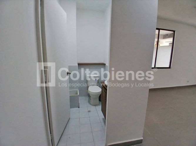 Local en arriendo en Laureles, Medellín, 90 m² · foto 10 de 11