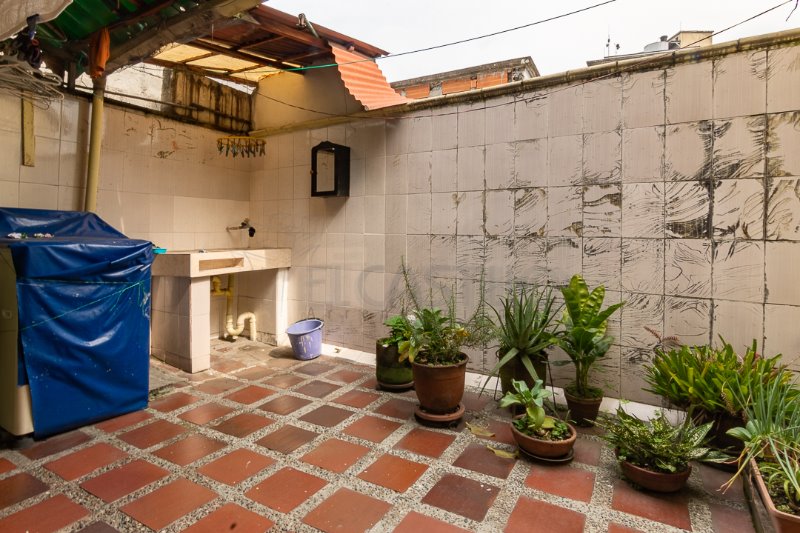 Apartment for sale in San benito, Medellín 3