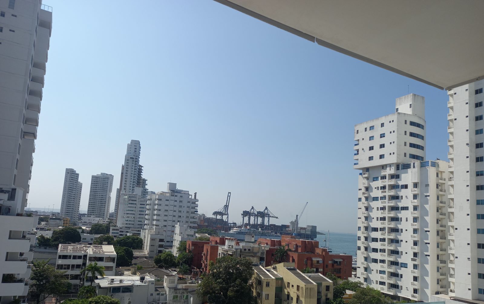 Apartamento en venta en Manga, Cartagena · foto 5 de 13