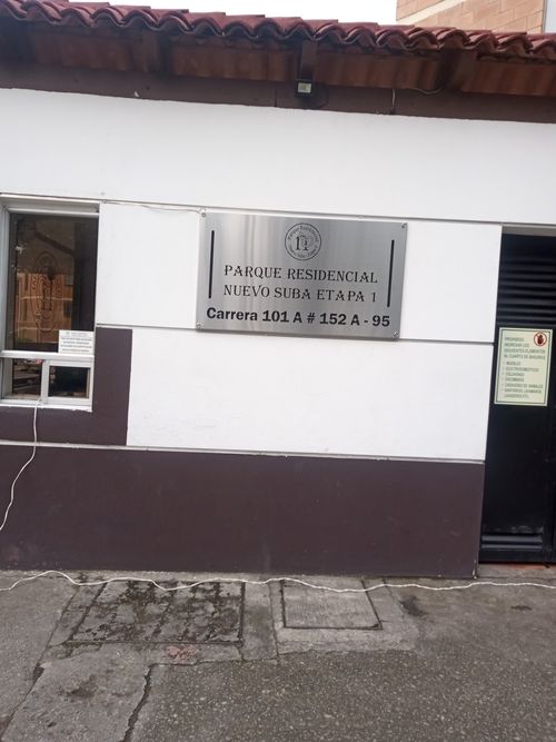 Apartamento de 3 alcobas en venta en El Pino, Bogotá, 100 m² · foto 2 de 11