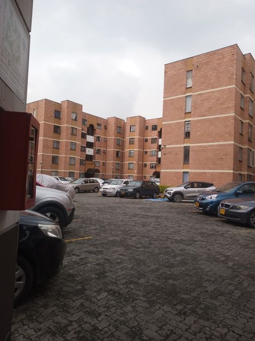 Apartamento de 3 alcobas en venta en El Pino, Bogotá, 100 m² · foto 3 de 11