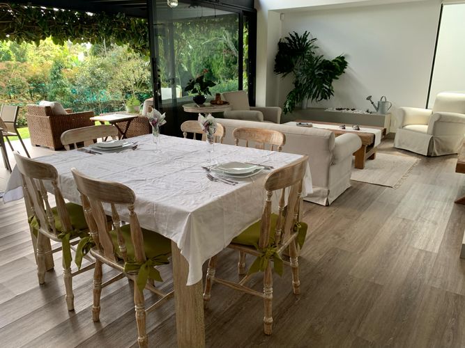 Casa de 3 alcobas en venta en Llano Grande, Rionegro, 440 m² · foto 2 de 16