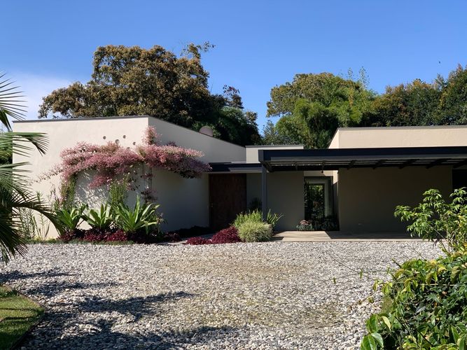 Casa de 3 alcobas en venta en Llano Grande, Rionegro, 440 m² · foto 8 de 16