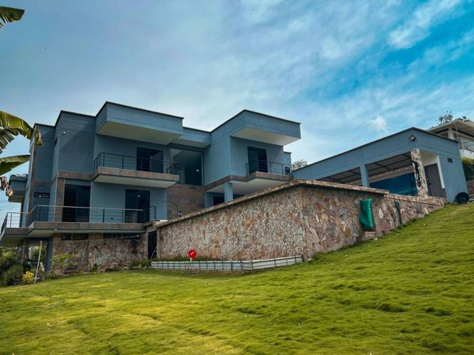 Casa de 6 alcobas en venta en Ruitoque Condominio, Floridablanca, 740 m² · foto 2 de 15