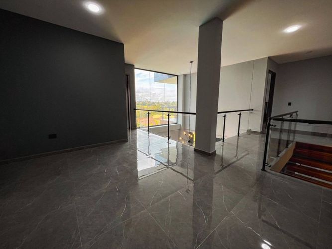 Casa de 6 alcobas en venta en Ruitoque Condominio, Floridablanca, 740 m² · foto 6 de 15