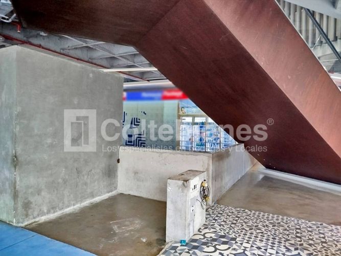Local en arriendo en El Poblado, Envigado, 5 m² · foto 4 de 6