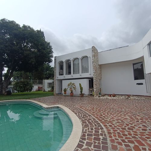 Casa de 6 alcobas en venta en Ciudad Jardin, Cali, 602 m² · foto 3 de 24