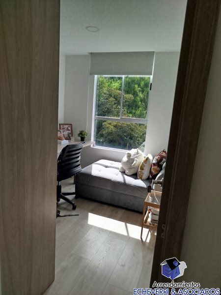 Apartamento en venta en Camino Verde, Envigado · foto 5 de 16