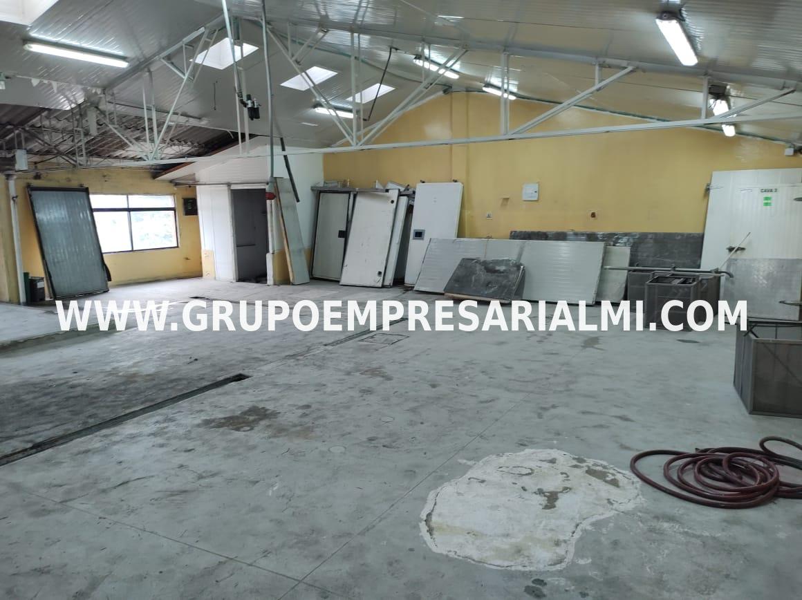 Warehouse for sale in Guayabal, Medellín