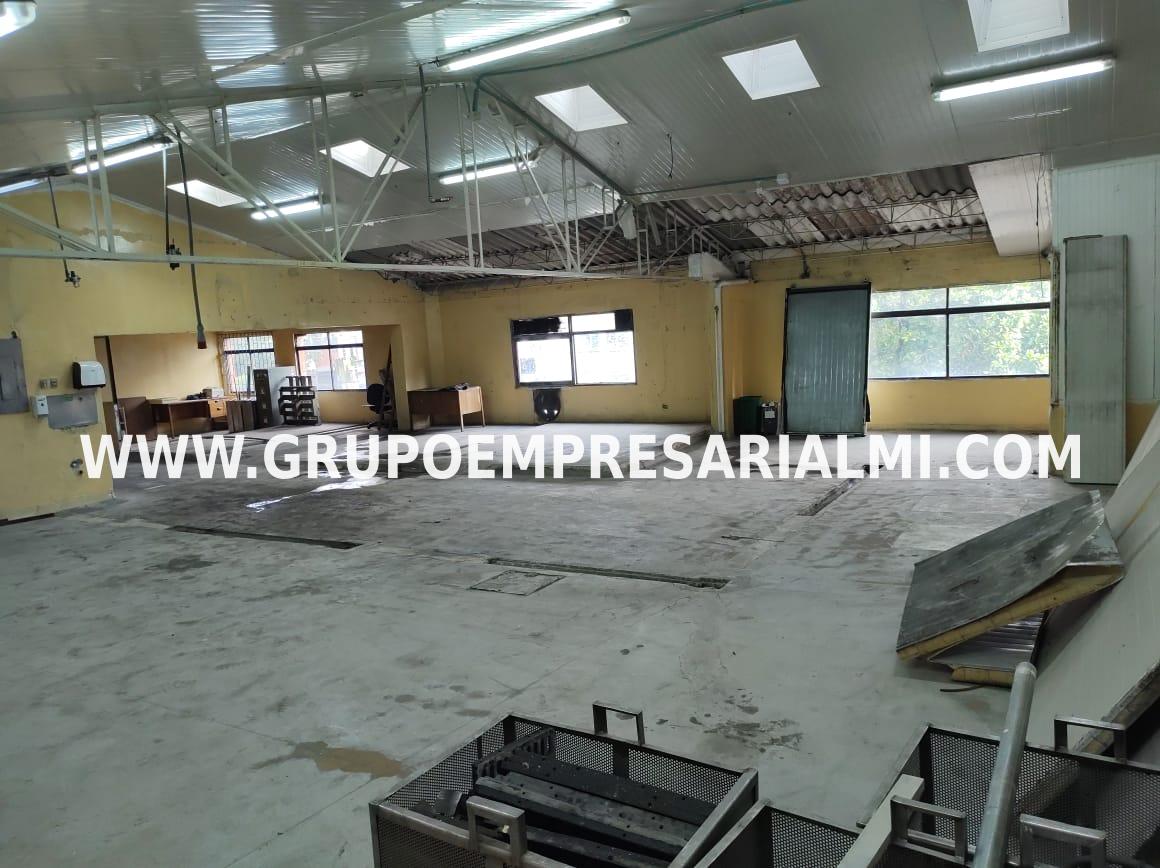 Warehouse for sale in Guayabal, Medellín 2