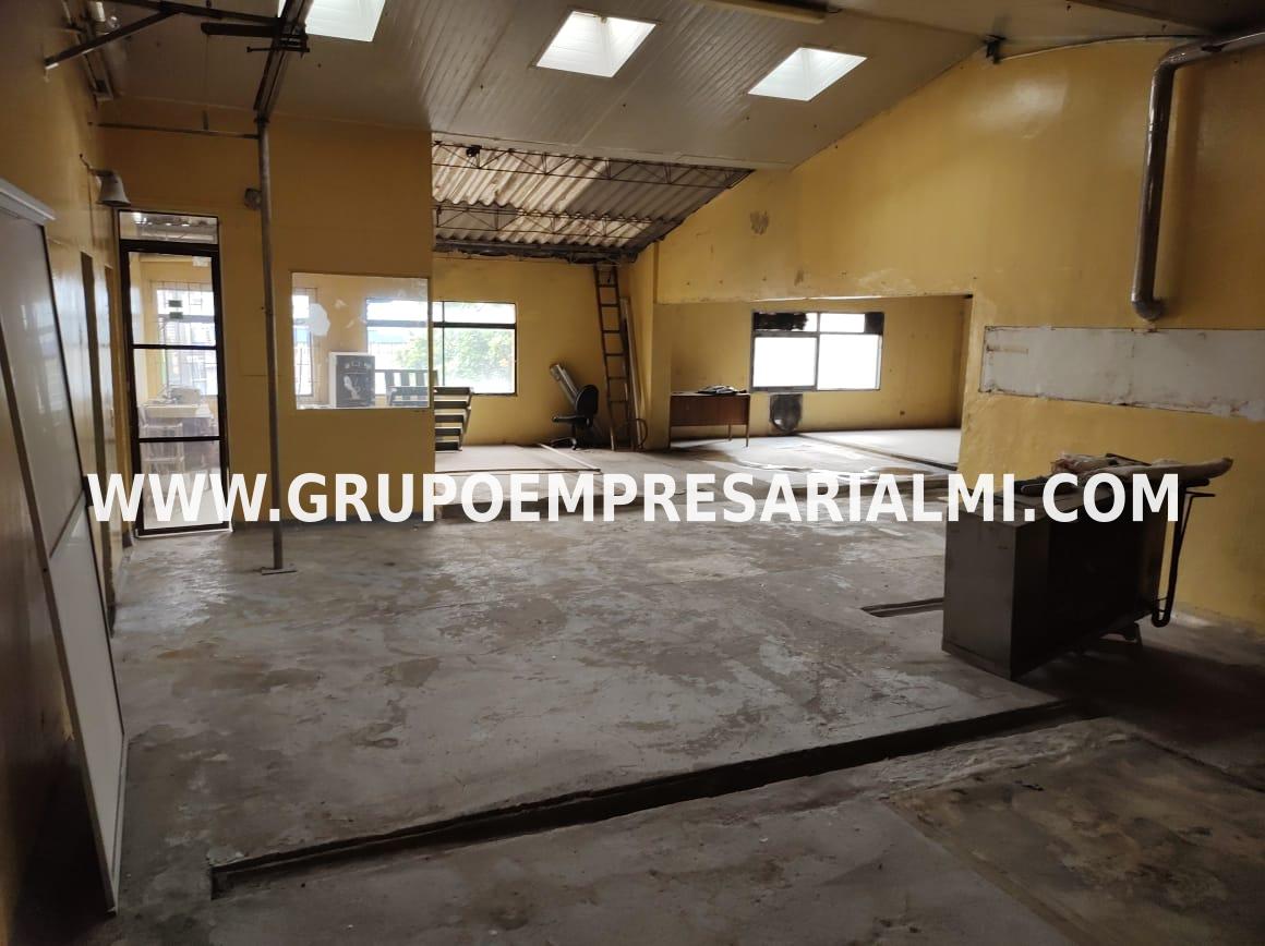 Warehouse for sale in Guayabal, Medellín 3