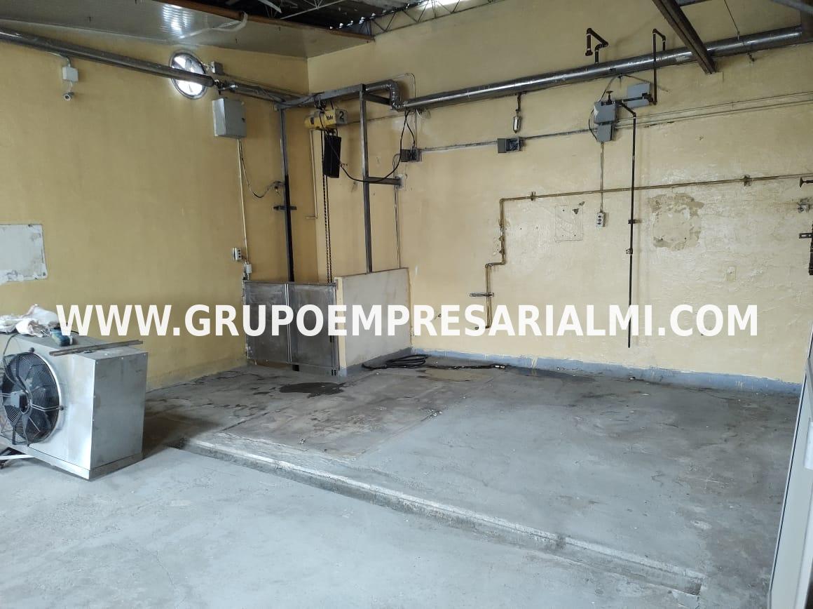 Warehouse for sale in Guayabal, Medellín 4