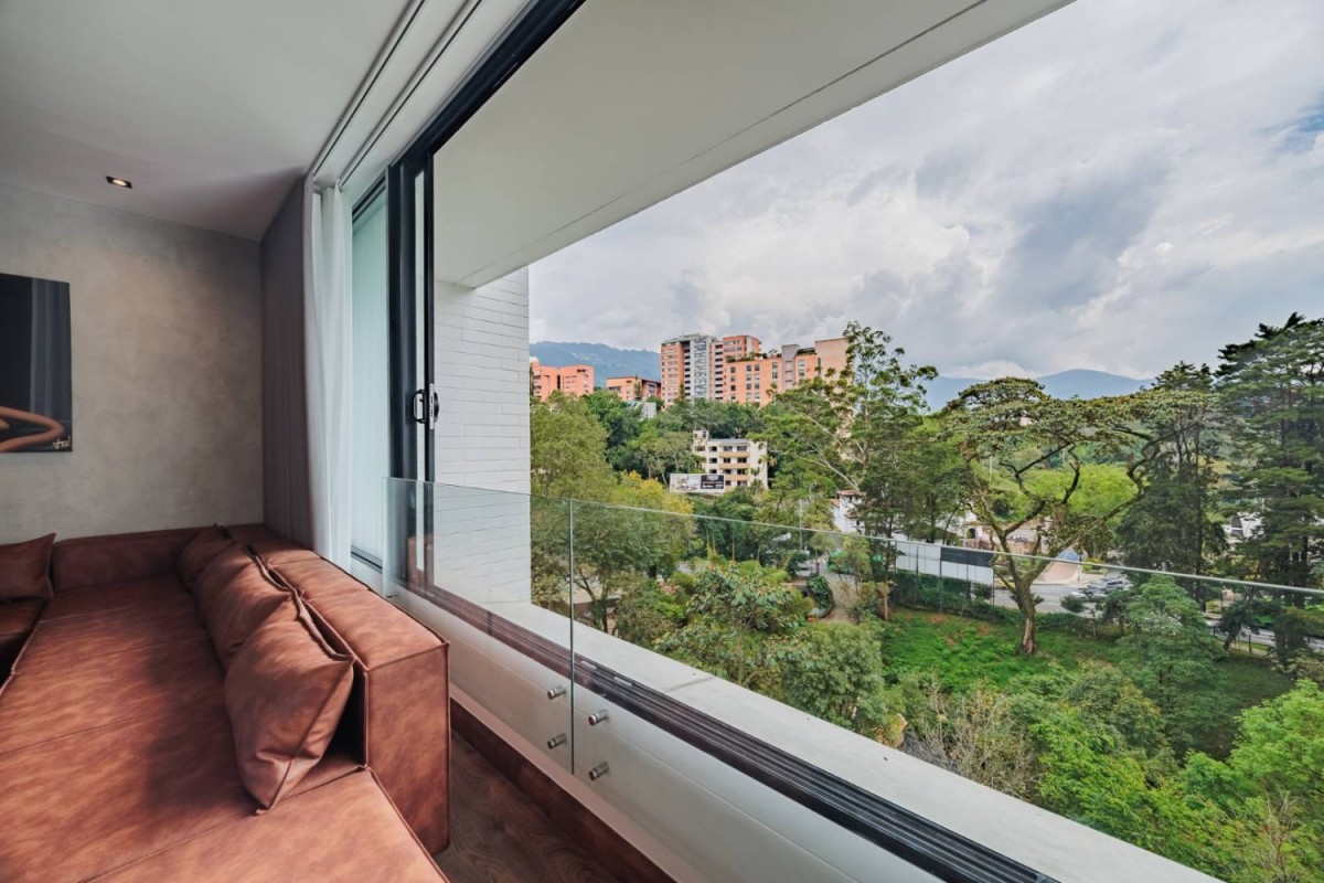 Apartamento en arriendo en San Lucas, Medellín · foto 3 de 24